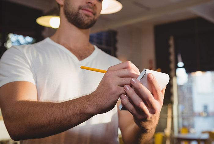 "I'm At A Place Of Employment, Not Here To Play": Server Shuts Down Customer Who Tried To Turn His Tip Into Content For Their Video