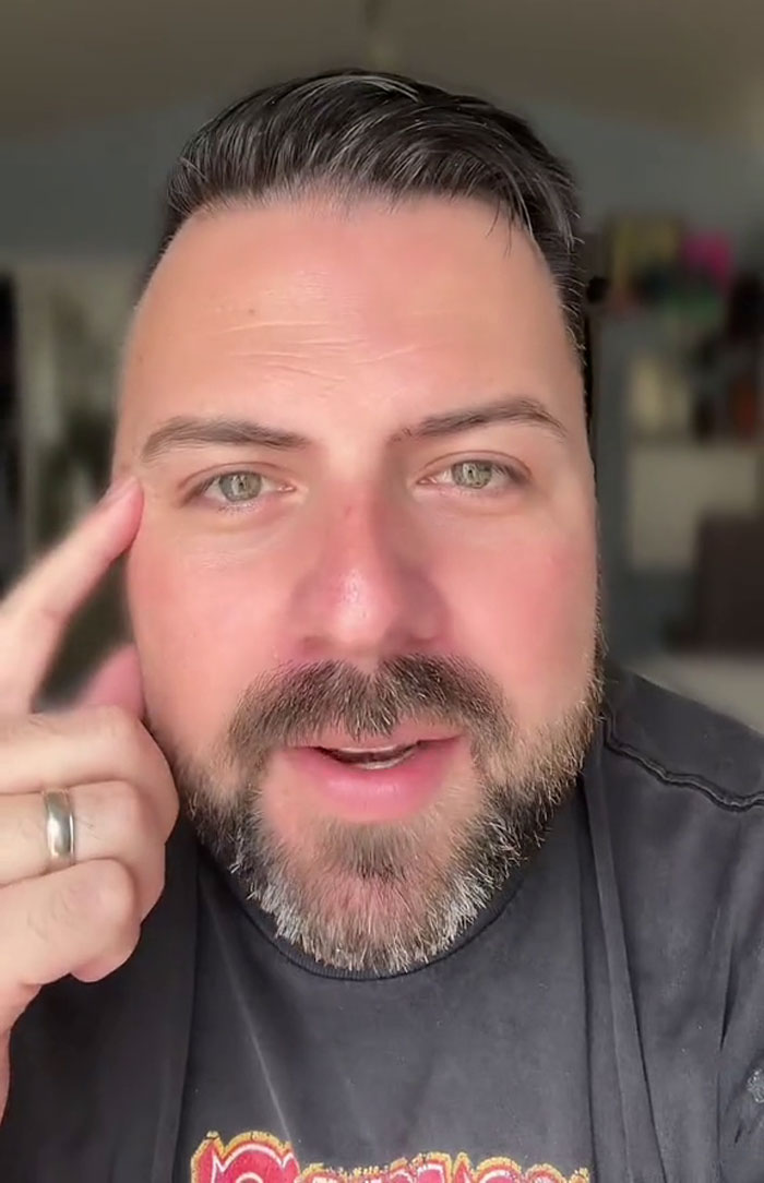 Dad Calls Out Schools For Still Having Perfect Attendance Awards, Goes Viral