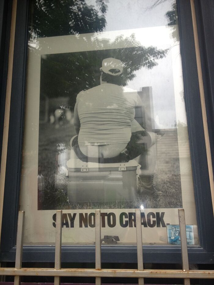 Funny-Absurd-Signs-Pics