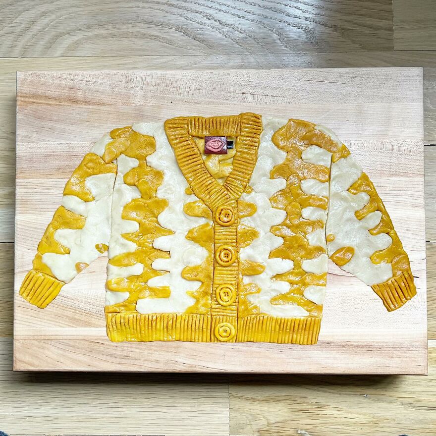 Wavelength Cardigan Using Cookie Dough, Pear, And Plum