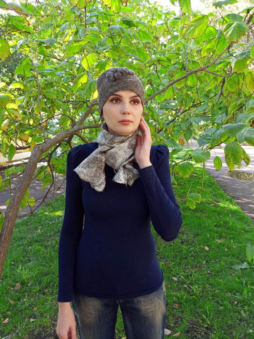 Wool Hat And Scarf Frost