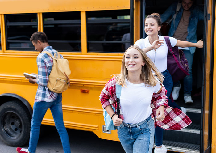 Americans Reveal 28 Things That Are True And False About High School According To Movies