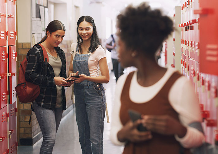 Americans Reveal 28 Things That Are True And False About High School According To Movies