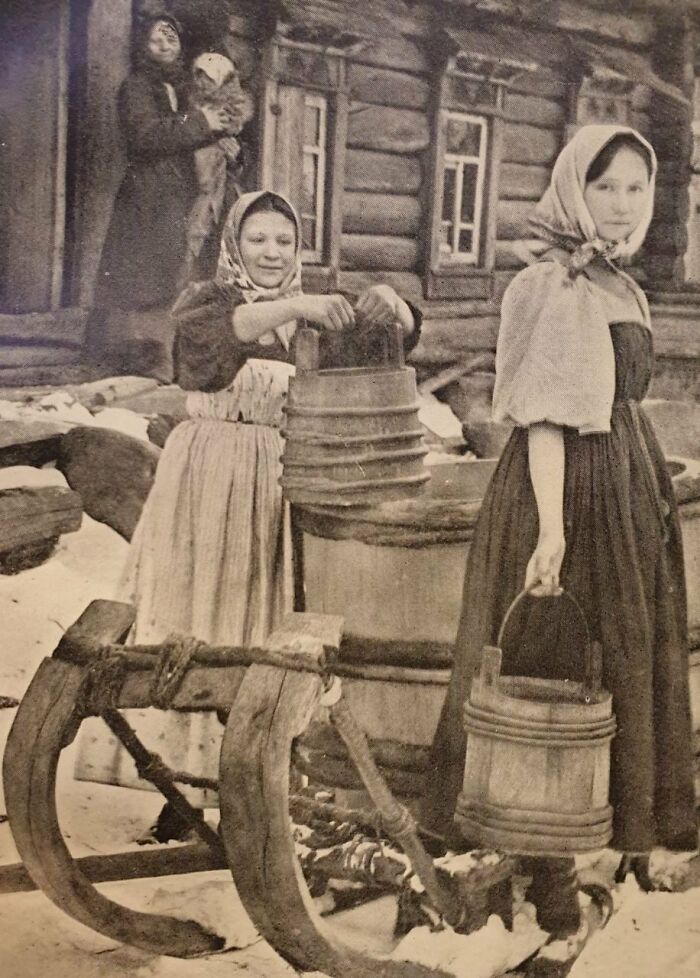 Peasant Girls Carry Water From A Sleigh To A Hut,russian Empire (1910s)