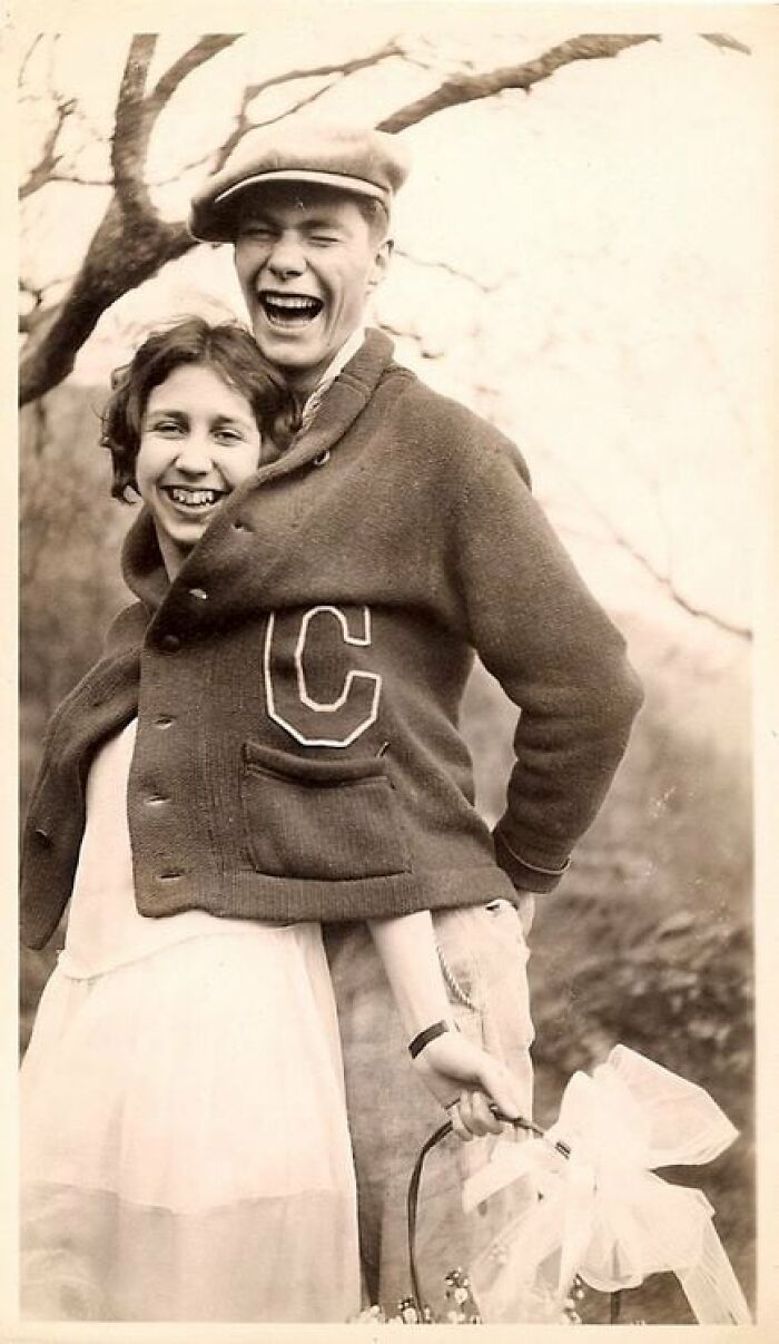 So Young & So Happy , 1920s
