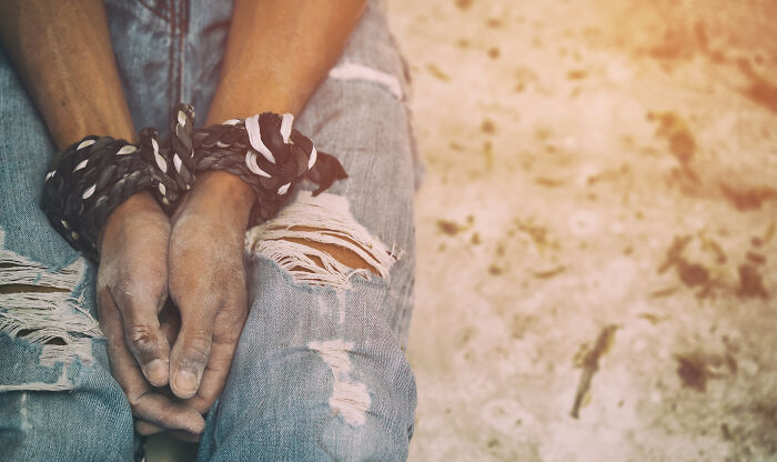 40 People Share Horrifying Facts That Shouldn’t Be True, But Are