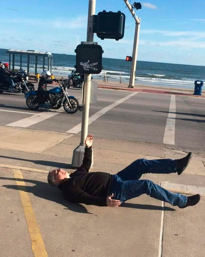 Images-With-No-Context