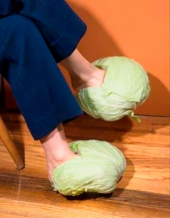 Images-With-No-Context