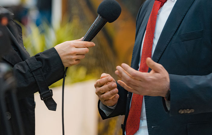 “Everything As A Subscription”: People List 35 Industries They Want To See Disappear In 10 Years