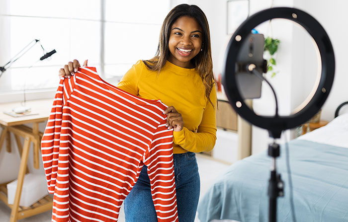 “Everything As A Subscription”: People List 35 Industries They Want To See Disappear In 10 Years