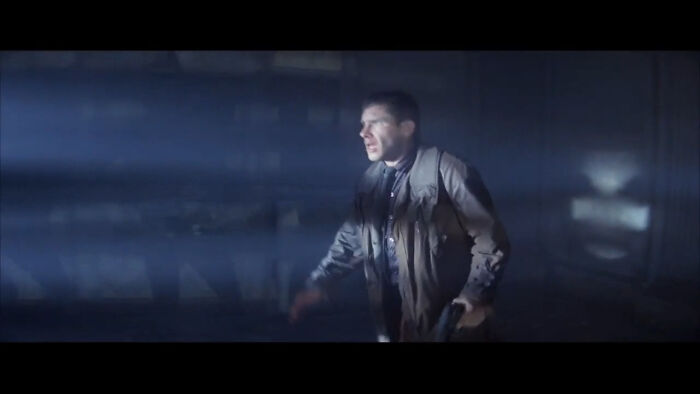 Blade Runner (1982): In One Of The Final Scenes You Can See The Cameraman Shadow On The Wall