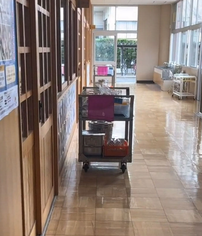 This Woman Shared The Rules Schoolkids In Japan Must Follow, And The Rest Of The World Should Take Notes This Woman Shared The Rules Schoolkids In Japan Must Follow, And The Rest Of The World Should Take Notes