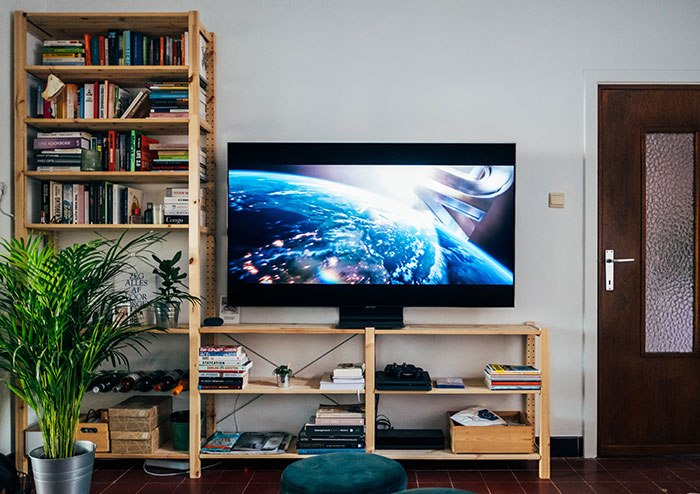 Picture of TV in the room