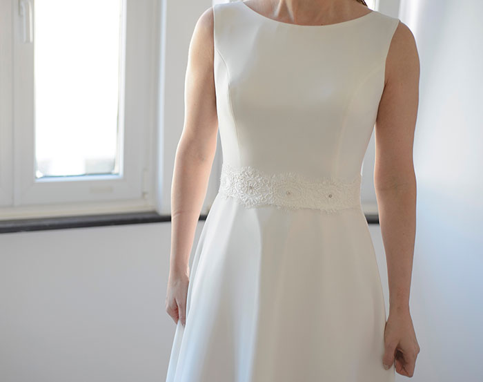 Husband Tries To Reason With Wife Who Wants To Wear White To His Uncle's Wedding, It Fails, So He Leaves Her Behind Husband Tries To Reason With Wife Who Wants To Wear White To His Uncle's Wedding, It Fails, So He Leaves Her Behind