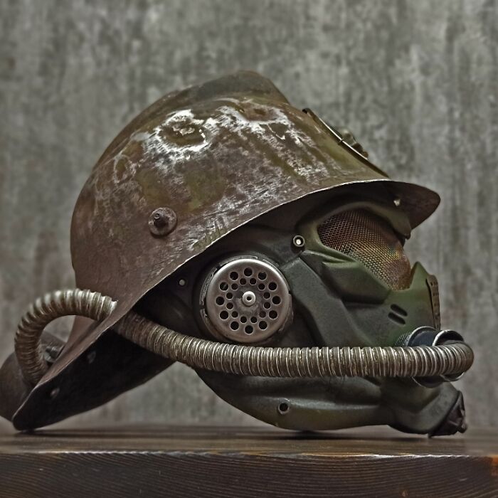 I Upcycled A Vintage Fireman's Helmet By Making It Into A Post Apocalyptic-Looking Mask