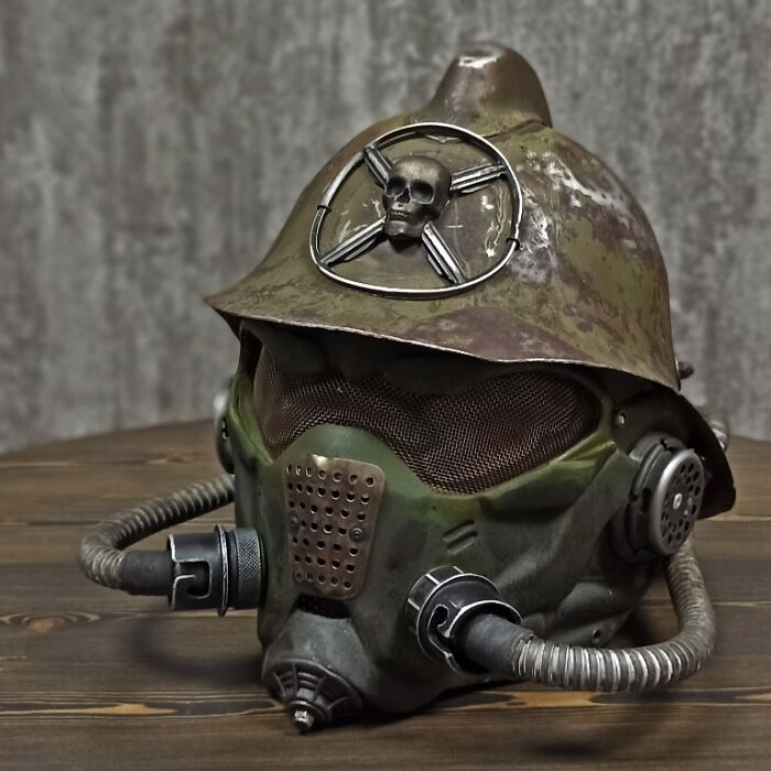 I Upcycled A Vintage Fireman's Helmet By Making It Into A Post Apocalyptic-Looking Mask