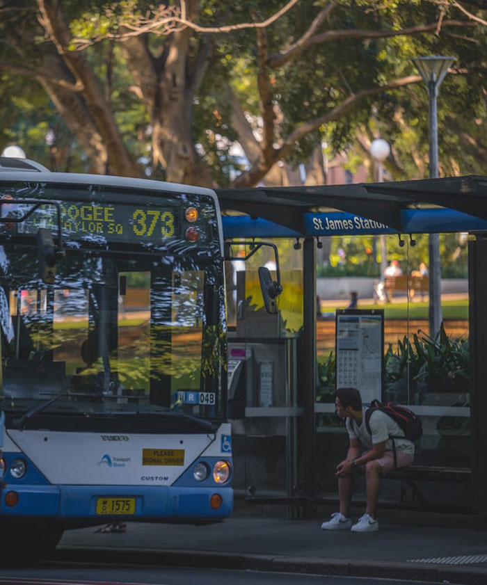 Parent Refuses To Make Their Ill 17-Year-Old Son Give Up His Seat For An Elderly Woman, Wonders If They Did The Right Thing Parent Refuses To Make Their Ill 17-Year-Old Son Give Up His Seat For An Elderly Woman, Wonders If They Did The Right Thing