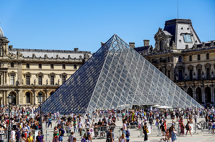 Musée Du Louvre — Paris, France