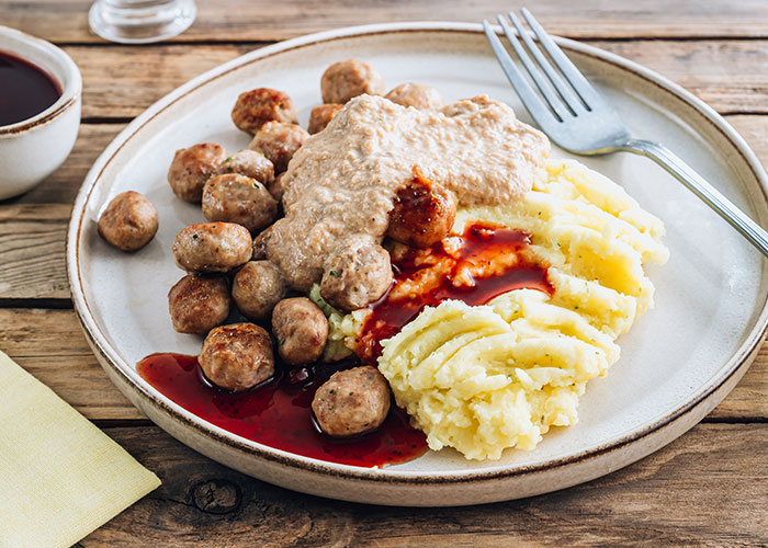 "Am I The Jerk For Not Giving My Neighbor's Kids 'Good Food'?"