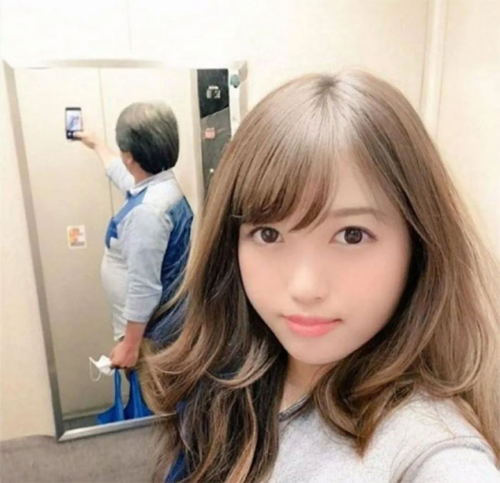 This Instagram Account Shares Pics With Little To No Context, And Here Are 40 Of The Funniest Ones