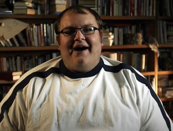 30 People Who Left A Mark In History And Are Actually Still Around, Much To The Surprise Of Folks In This Online Group