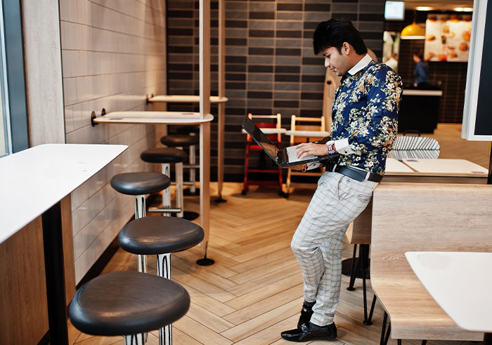 20 Personas cuentan lo que les hizo renunciar en su primer día de trabajo