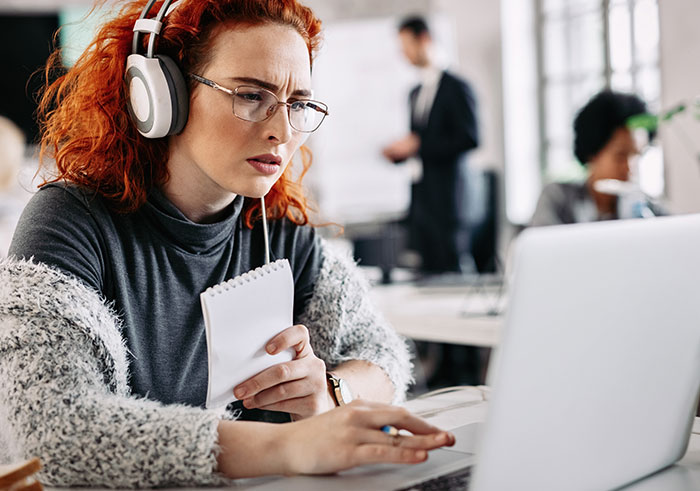 20 Personas cuentan lo que les hizo renunciar en su primer día de trabajo