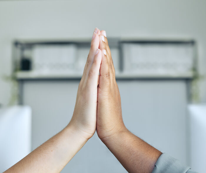 35 People Share The Dumbest And Most Infuriating Rules Their School Or Workplace Made Up