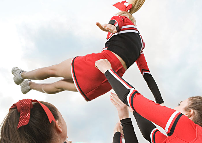 30 Cringeworthy Signs That Scream ‘This Person Peaked In High School,’ As Shared By This Online Community