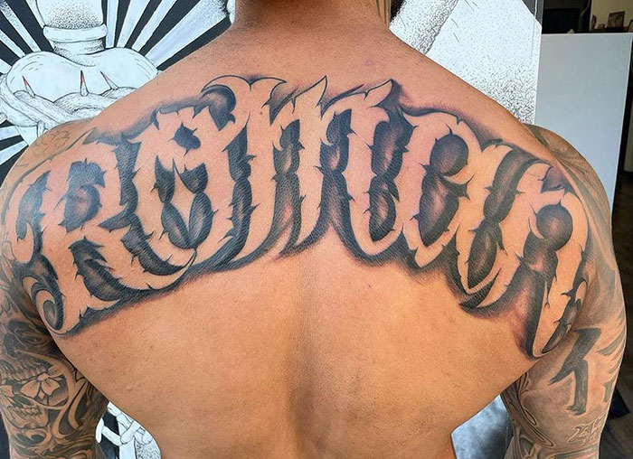 30 Cringeworthy Signs That Scream ‘This Person Peaked In High School,’ As Shared By This Online Community