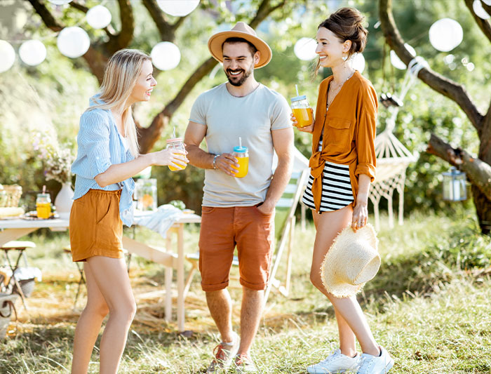 30 Cringeworthy Signs That Scream ‘This Person Peaked In High School,’ As Shared By This Online Community