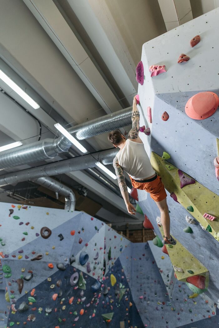 30 Hobbies Clearly Showing People Doing Them Are Insanely Rich, As Shared In This Online Community