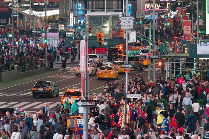 30 Hard Truths People Only Realized Later In Life, But Wish They Had Known Sooner