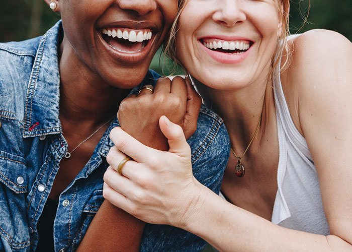 28 People Share How Life Turned Out For The 'Pretty Girl' Of Their High School