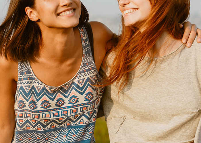 28 People Share How Life Turned Out For The 'Pretty Girl' Of Their High School