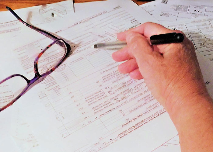 “Everybody Hates Me Until They Need Me”: 30 Professions That Are Underestimated Until People Need Them In Emergency Situations