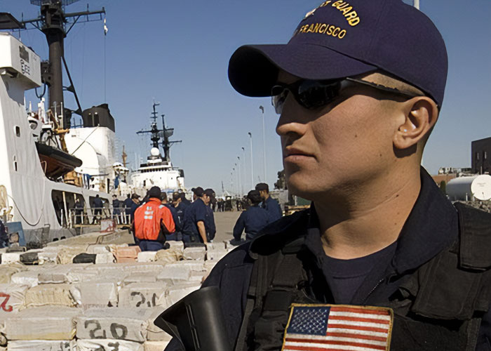 “Everybody Hates Me Until They Need Me”: 30 Professions That Are Underestimated Until People Need Them In Emergency Situations