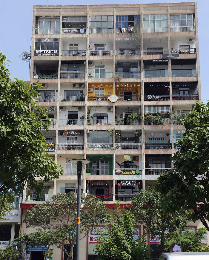 Every Apartment In This Block Has Been Turned Into A Cafe Or Restaurant