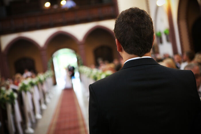 29 Times The Bride Or Groom Simply Fled And Left Their Spouse-To-Be At The Altar