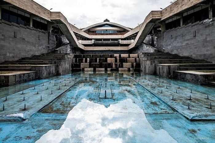 Complejo Deportivo y de Conciertos, Hamalir Ereván, Armenia. Construido entre 1976-84