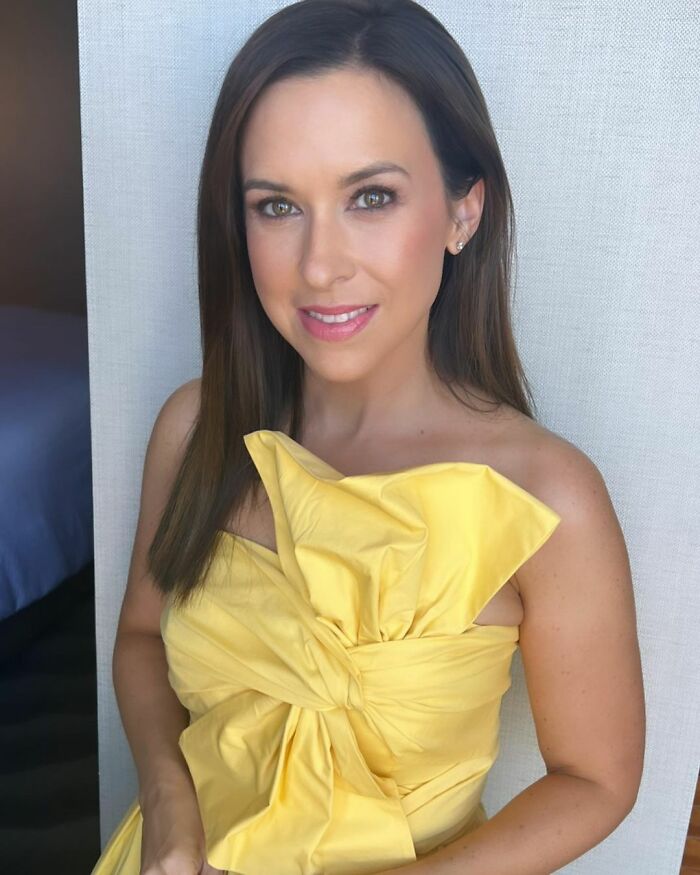 “What Actor Or Actress Stupidly Left A Movie Franchise Or TV Series Thinking They Were Too Good For It, Only To Never Be Popular Again?” (30 Answers)