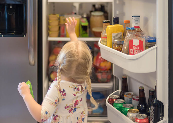 "What's Something You Were Told As A Child By Adults That You Now Realize Is A Complete Lie?" (30 Answers)