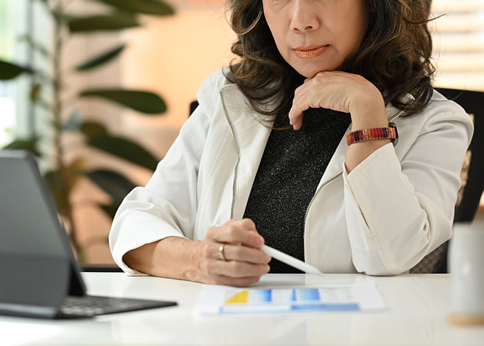 "What's Something You Were Told As A Child By Adults That You Now Realize Is A Complete Lie?" (30 Answers)