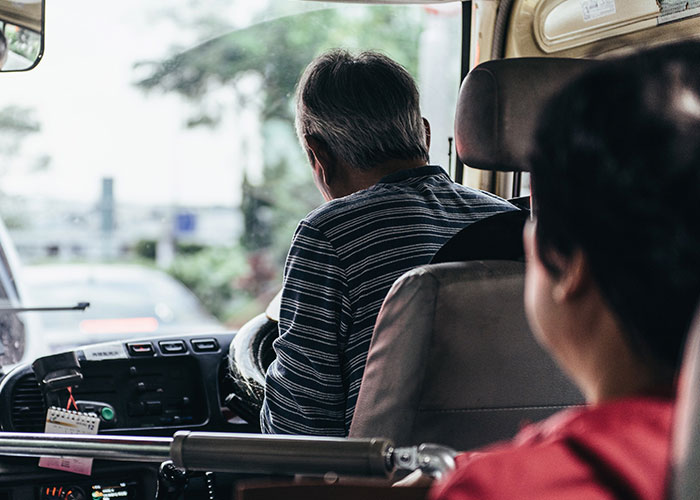 Los lugareños comparten 20 reglas de sus países que los extranjeros quizá desconozcan