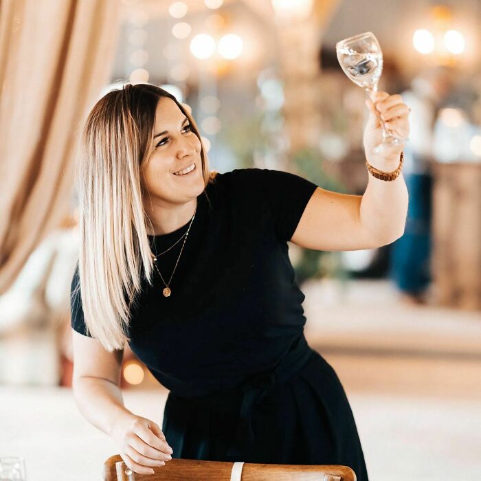 Bride Needs To Use The Bathroom Before The Ceremony, Walks In On Her Husband Being Breastfed By His Mom