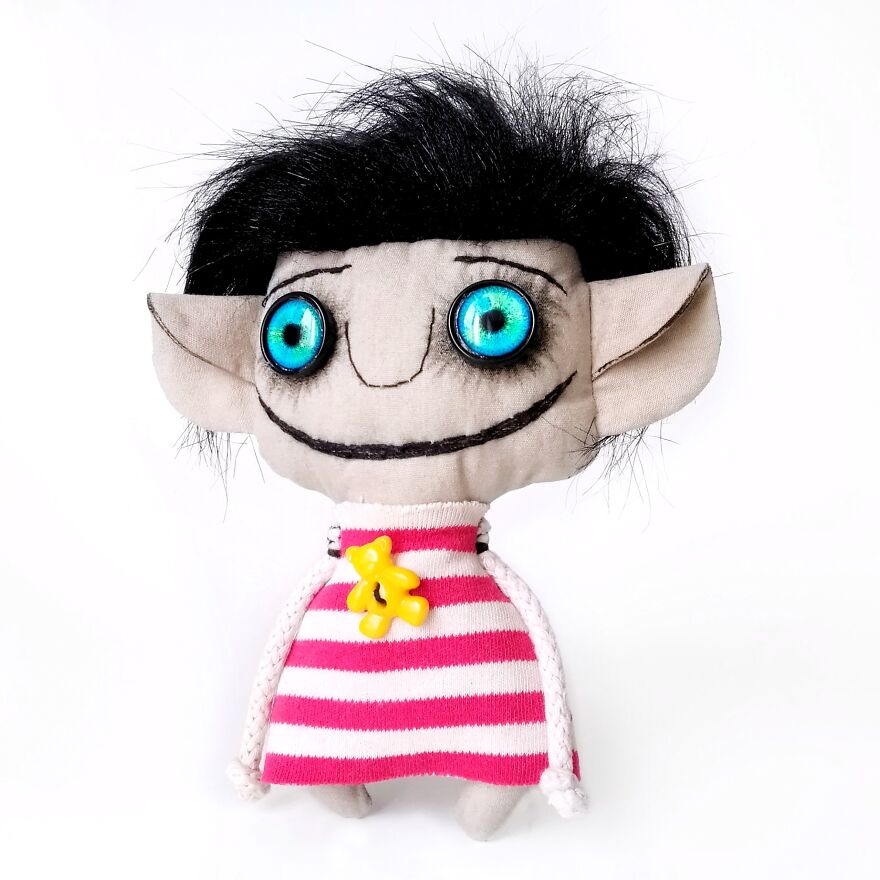 Here Are My Handmade Textile Dolls That Are Strange, Funny, And Ridiculous (23 Pics)