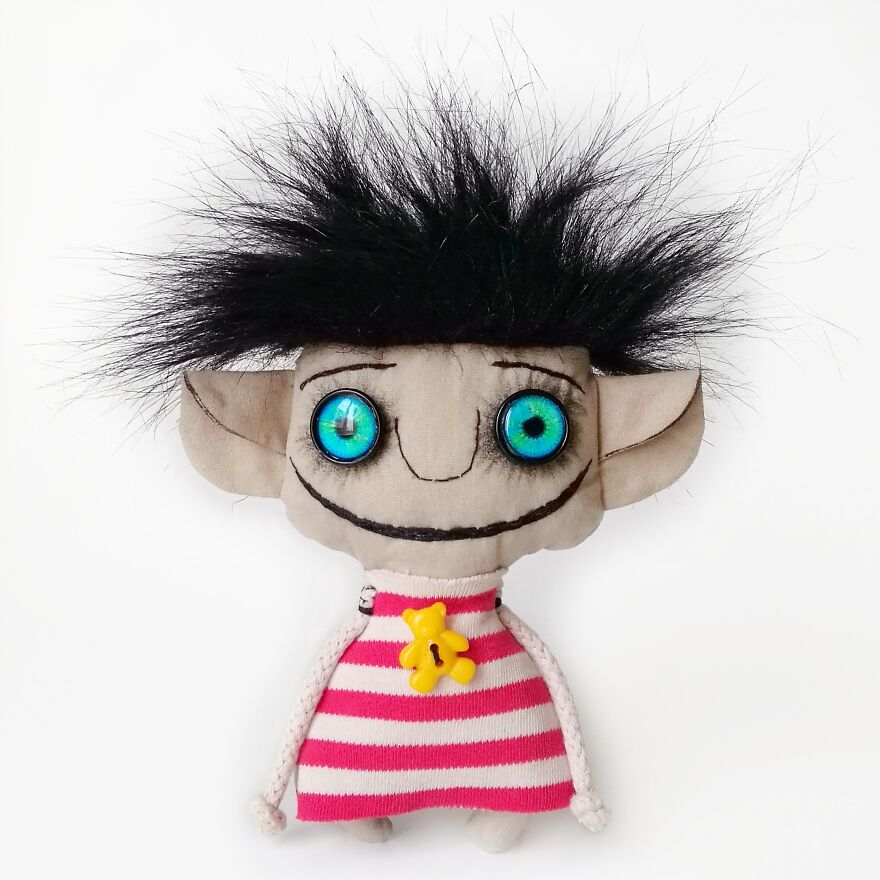 Here Are My Handmade Textile Dolls That Are Strange, Funny, And Ridiculous (23 Pics)