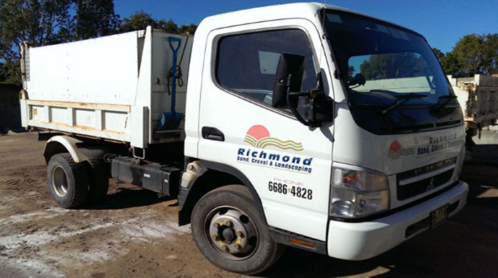 Garbage Man Isn&rsquo;t Having Any Of His Client&rsquo;s Renegotiation Shenanigans, Dumps His Entire Trash Pickup On His Property And Drives Away
