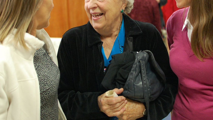 Woman Gets The Last Laugh By Not Leaving Money For Her Money-Hungry Estranged Daughter, Leaving Her A Message In Her Will: &ldquo;You Still Owe Me 14 Dollars&rdquo;