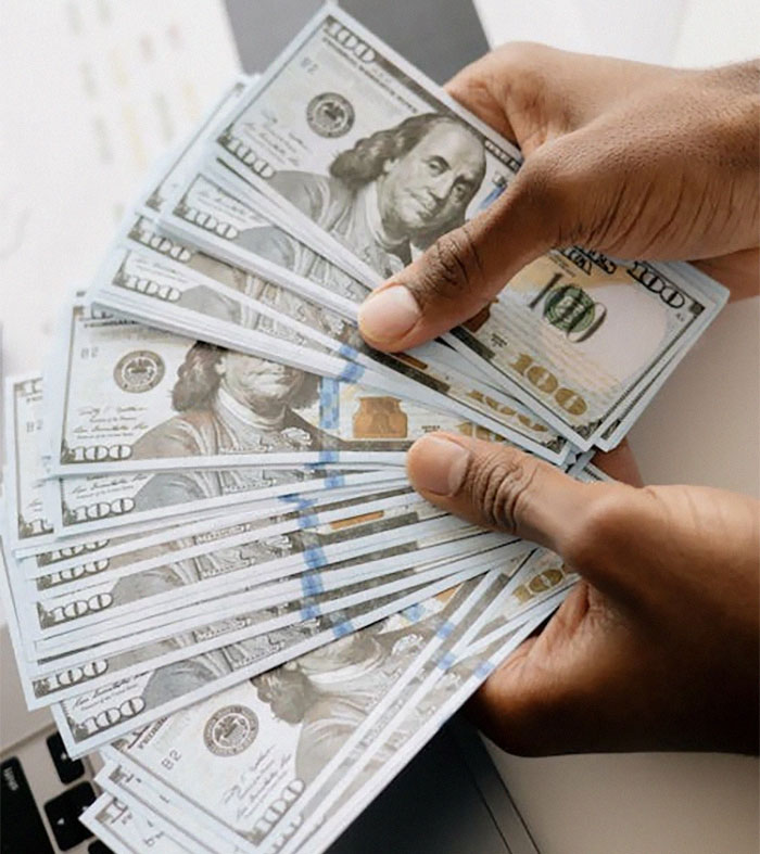 Someone Asks "Blanket NDAs Are Now Illegal, What Can You Finally Tell Us About Your Former Employer?" And 30 People Deliver